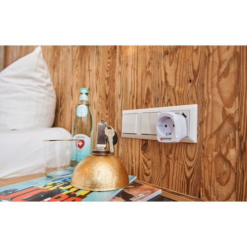 Купить Сетевой фильтр SKROSS World Adapter Europe to United Kingdom (1.500230-E) White - цена в Харькове, Киеве, Днепре, Одессе
в интернет-магазине Telemart фото