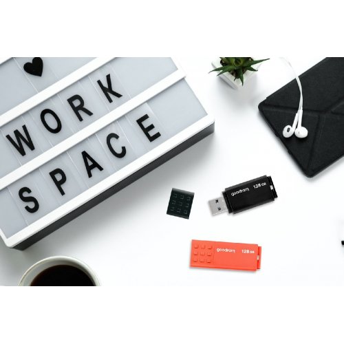 Накопитель GoodRAM UME3 64GB USB 3.0 (UME3-0640K0R11) Black купить в Украине: Киев, Днепр, Харьков, Одесса  | Низкая цена, отзывы, характеристики от TELEMART фото