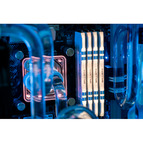 Продать ОЗУ Crucial DDR4 64GB (2x32GB) 3600Mhz Ballistix RGB Black (BL2K32G36C16U4BL) по Trade-In интернет-магазине Телемарт - Киев, Днепр, Украина фото