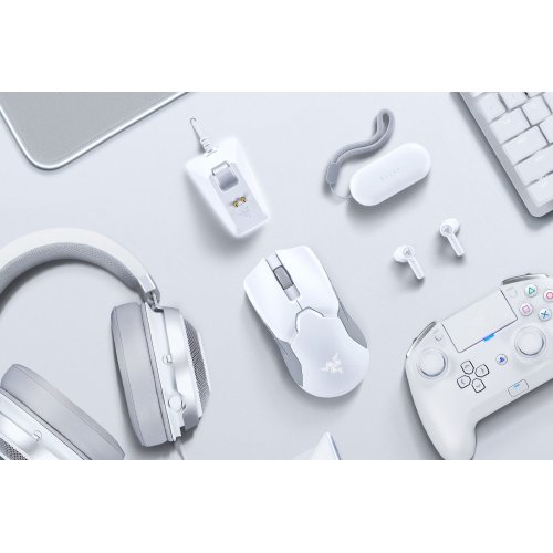 Купити Миша Razer Viper Ultimate Wireless & Mouse Dock (RZ01-03050400-R3M1) Mercury - ціна в Києві, Львові, Вінниці, Хмельницькому, Франківську, Україні | інтернет-магазин TELEMART.UA фото