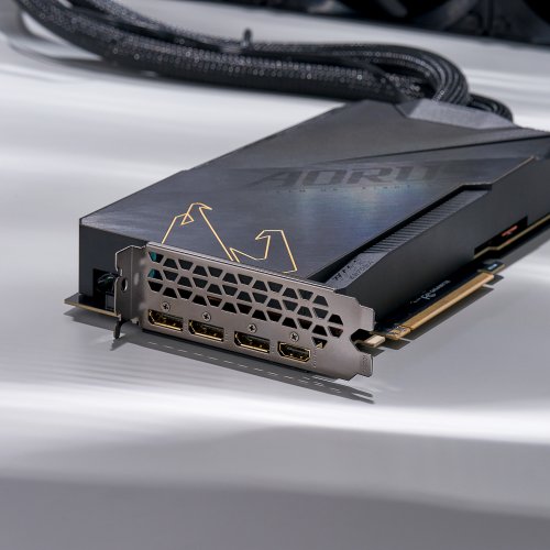 Продать Видеокарта Gigabyte GeForce RTX 3090 Ti AORUS XTREME WATERFORCE 24576MB (GV-N309TAORUSX W-24GD) по Trade-In интернет-магазине Телемарт - Киев, Днепр, Украина фото