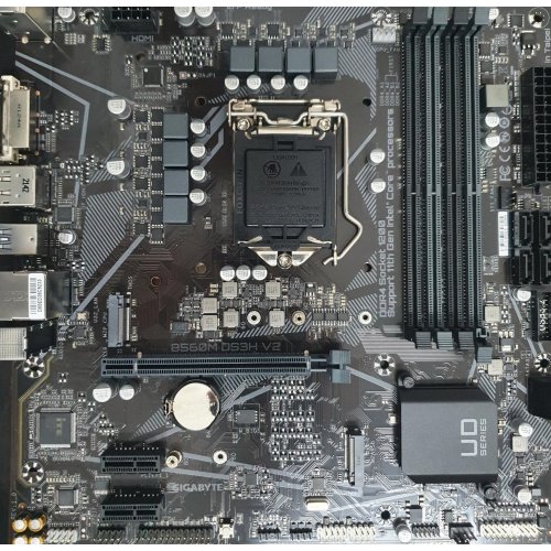 Продати Уцінка материнська плата Gigabyte B560M DS3H V2 (s1200, Intel B560) (Сліди установки, 428935) за Trade-In у інтернет-магазині Телемарт - Київ, Дніпро, Україна фото