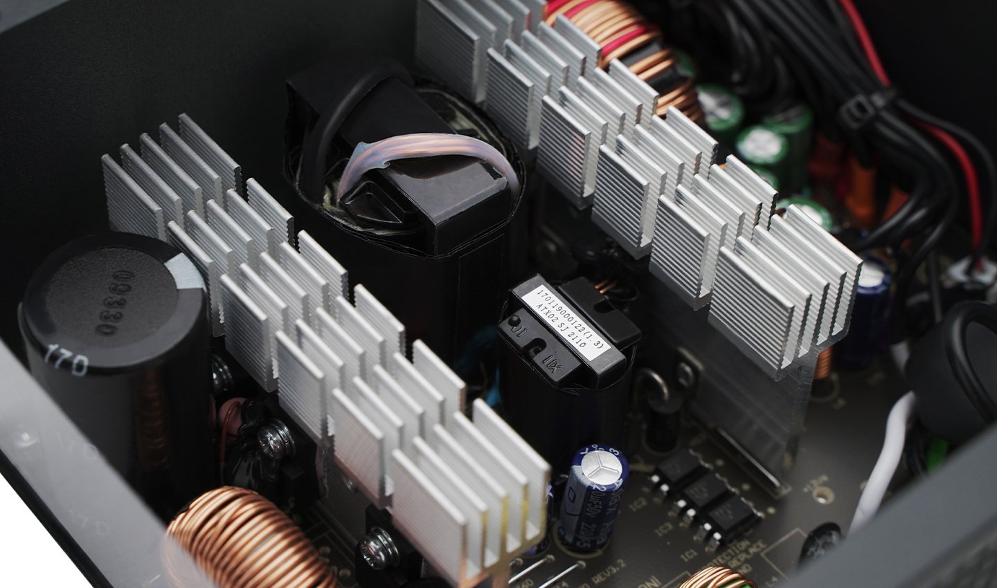 Блок живлення Deepcool PF750 750W (R-PF750D-HA0B-EU) з перевіркою ...