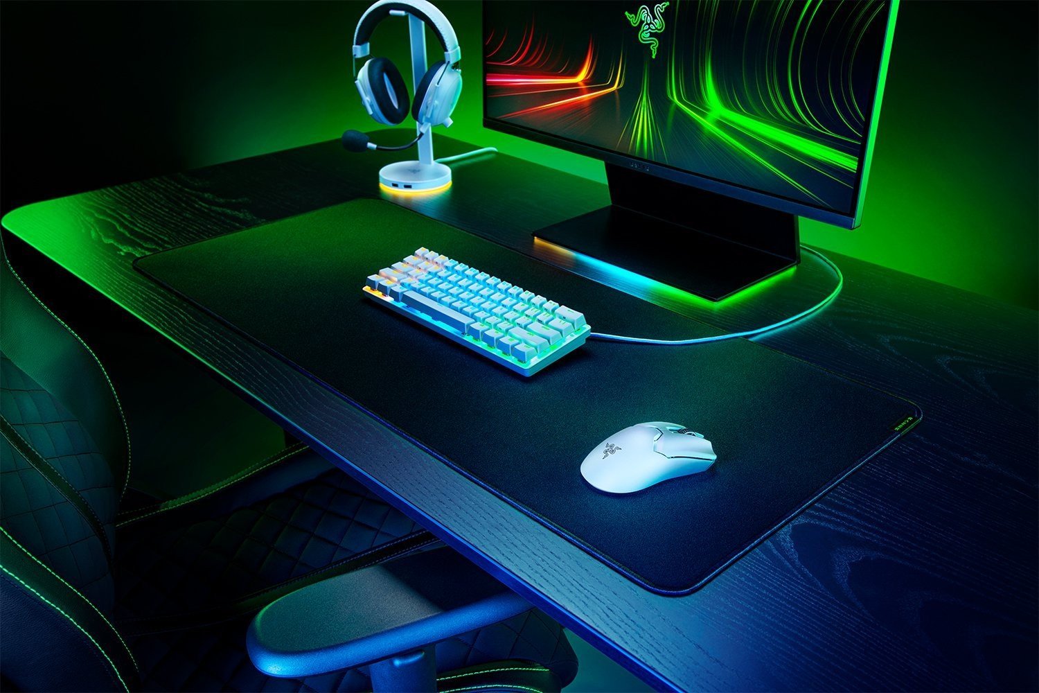 Купить Мышка Razer Viper V2 Pro (RZ01-04390200-R3G1) White - цена