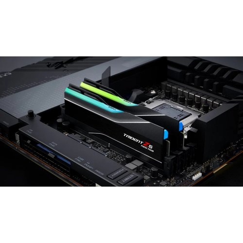 Продати ОЗП G.Skill DDR5 32GB (2x16GB) 5600Mhz Trident Z5 Neo RGB (F5-5600J2834F16GX2-TZ5NR) за Trade-In у інтернет-магазині Телемарт - Київ, Дніпро, Україна фото