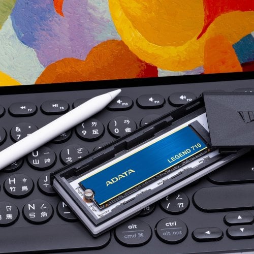 Купить SSD-диск ADATA Legend 710 3D NAND 256GB M.2 (2280 PCI-E) (ALEG-710-256GCS) с проверкой совместимости: обзор, характеристики, цена в Киеве, Днепре, Одессе, Харькове, Украине | интернет-магазин TELEMART.UA фото