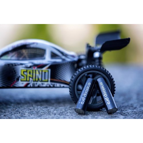 Photo Panasonic Eneloop Pro AA 2500 mAh NI-MH 4BP (BK-3HCDE/4BE)