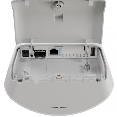 Купити Wi-Fi точка доступу Mikrotik mANTBox ax 15s (L22UGS-5HaxD2HaxD-15S) - ціна в Києві, Львові, Вінниці, Хмельницькому, Франківську, Україні | інтернет-магазин TELEMART.UA фото