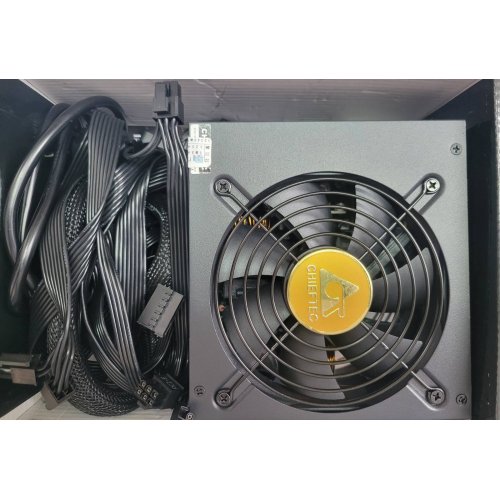 Купить Уценка блок питания CHIEFTEC Proton 600W (BDF-600S) (Следы установки, 650498) с проверкой совместимости: обзор, характеристики, цена в Киеве, Днепре, Одессе, Харькове, Украине | интернет-магазин TELEMART.UA фото