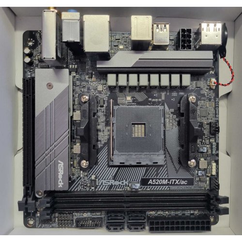 Купить Уценка материнская плата AsRock A520M-ITX/ac (sAM4, AMD A520) (Следы установки, 662492) с проверкой совместимости: обзор, характеристики, цена в Киеве, Днепре, Одессе, Харькове, Украине | интернет-магазин TELEMART.UA фото