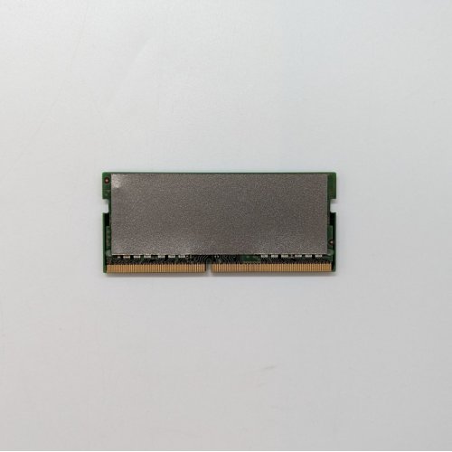 Купить Озу Samsung SODIMM DDR4 8GB 3200Mhz (M471A1G44AB0-CWE) OEM (Восстановлено продавцом, 669330) с проверкой совместимости: обзор, характеристики, цена в Киеве, Днепре, Одессе, Харькове, Украине | интернет-магазин TELEMART.UA фото