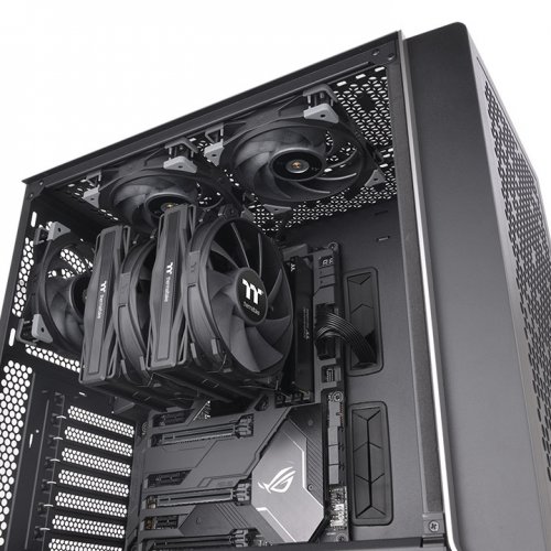 Кулер Thermaltake TOUGHAIR 710 (CL-P117-CA14BL-A) Black купити з перевіркою сумісності: огляд, характеристики, ціна у Києві, Львові, Вінниці, Хмельницькому, Івано-Франківську, Україні | інтернет-магазин TELEMART.UA фото