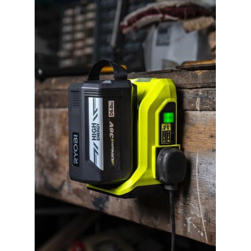 Купить Инвертор напряжения аккумуляторный Ryobi Max Power RY36BI300A-0 300W без АКБ и ЗУ (5133004893) - цена в Харькове, Киеве, Днепре, Одессе
в интернет-магазине Telemart фото