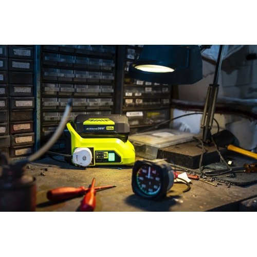 Купить Инвертор напряжения аккумуляторный Ryobi Max Power RY36BI300A-0 300W без АКБ и ЗУ (5133004893) - цена в Харькове, Киеве, Днепре, Одессе
в интернет-магазине Telemart фото