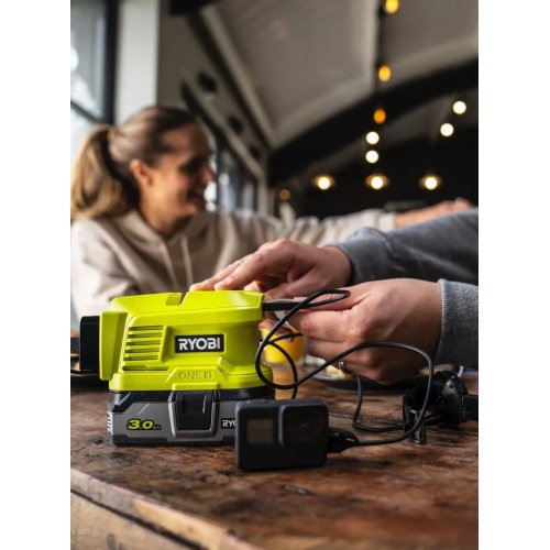 Купити Інвертор напруги акумуляторний Ryobi ONE+ RY18BI150A-0 150W без АКБ та ЗП (5133004895) - ціна в Києві, Львові, Вінниці, Хмельницькому, Франківську, Україні | інтернет-магазин TELEMART.UA фото