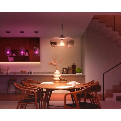 Купити Розумна лампа Philips Hue E27 15W (100W) 2000K-6500K RGB (929002471601) - ціна в Києві, Львові, Вінниці, Хмельницькому, Франківську, Україні | інтернет-магазин TELEMART.UA фото