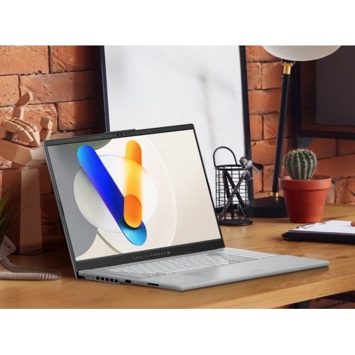 Купити Ноутбук Asus Vivobook Pro 15 OLED N6506MV-MA016X (90NB12Y2-M000R0) Cool Silver - ціна в Києві, Львові, Вінниці, Хмельницькому, Франківську, Україні | інтернет-магазин TELEMART.UA фото