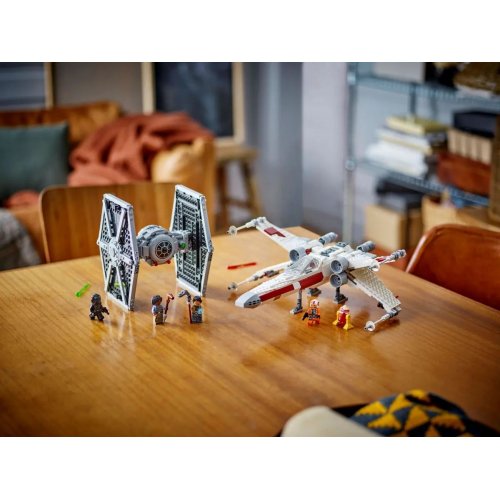 Купити Конструктор LEGO Star Wars Збірний пакет «Винищувач TIE і Корабель X-wing» 1063 деталі (75393) - ціна в Києві, Львові, Вінниці, Хмельницькому, Франківську, Україні | інтернет-магазин TELEMART.UA фото