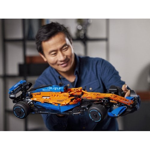 Купить Конструктор LEGO Technic Гоночный автомобиль McLaren Formula 1 1432 детали (42141) - цена в Харькове, Киеве, Днепре, Одессе
в интернет-магазине Telemart фото