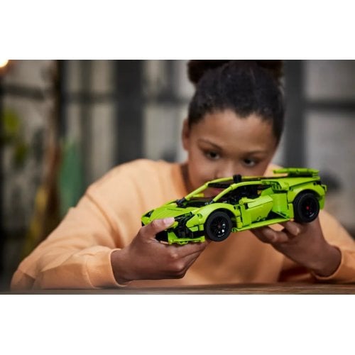 Купити Конструктор LEGO Technic Lamborghini Huracan Tecnica 806 деталей (42161) - ціна в Києві, Львові, Вінниці, Хмельницькому, Франківську, Україні | інтернет-магазин TELEMART.UA фото