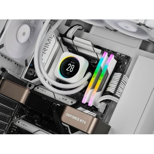 Купить ОЗУ Corsair DDR5 32GB (2x16GB) 5200Mhz Vengeance RGB White (CMH32GX5M2B5200C40W) с проверкой совместимости: обзор, характеристики, цена в Киеве, Днепре, Одессе, Харькове, Украине | интернет-магазин TELEMART.UA фото