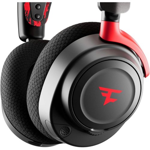 Купити Навушники SteelSeries Arctis Nova 7 Wireless Faze Clan (61556) Black/Red - ціна в Києві, Львові, Вінниці, Хмельницькому, Франківську, Україні | інтернет-магазин TELEMART.UA фото