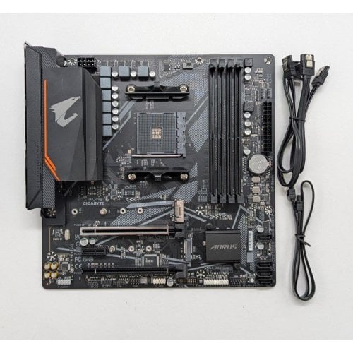 Материнська плата Gigabyte B550M AORUS ELITE (sAM4, AMD B550) (Відновлено продавцем, 694230) купити з перевіркою сумісності: огляд, характеристики, ціна у Києві, Львові, Вінниці, Хмельницькому, Івано-Франківську, Україні | інтернет-магазин TELEMART.UA фото