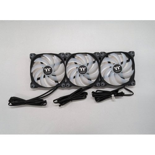 Купить Набор кулеров для корпуса Thermaltake Pure 14 ARGB Sync Radiator Fan TT Premium Edition (3-Fan Pack) (CL-F080-PL14SW-A) (Восстановлено продавцом, 695986) с проверкой совместимости: обзор, характеристики, цена в Киеве, Днепре, Одессе, Харькове, Украине | интернет-магазин TELEMART.UA фото