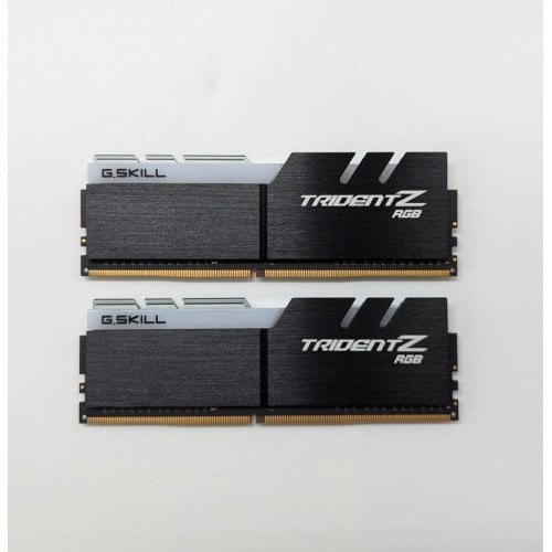 Купить Озу G.Skill DDR4 32GB (2x16GB) 3200Mhz Trident Z RGB (F4-3200C16D-32GTZR) (Восстановлено продавцом, 698251) с проверкой совместимости: обзор, характеристики, цена в Киеве, Днепре, Одессе, Харькове, Украине | интернет-магазин TELEMART.UA фото