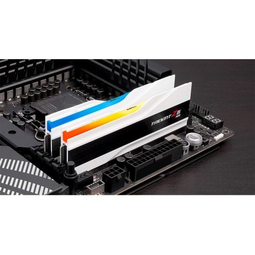 Купить ОЗУ G.Skill DDR5 48GB (2x24GB) 7600Mhz Trident Z5 RGB White (F5-7600J3848F24GX2-TZ5RW) с проверкой совместимости: обзор, характеристики, цена в Киеве, Днепре, Одессе, Харькове, Украине | интернет-магазин TELEMART.UA фото