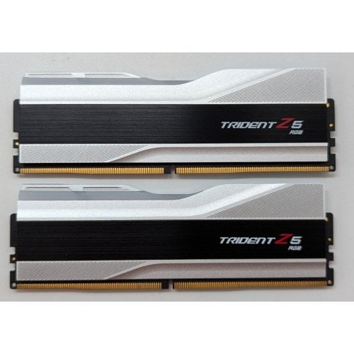 Купить Озу G.Skill DDR5 32GB (2x16GB) 5600 Mhz Trident Z5 RGB Silver (F5-5600J3636C16GX2-TZ5RS) (Восстановлено продавцом, 712416) с проверкой совместимости: обзор, характеристики, цена в Киеве, Днепре, Одессе, Харькове, Украине | интернет-магазин TELEMART.UA фото