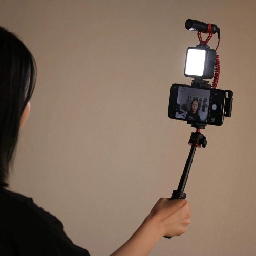Штатив Ulanzi MT-08 Mini Portable and Adjustable Desktop Tripod (MT-08 1601) Black купить в Украине | Telemart фото