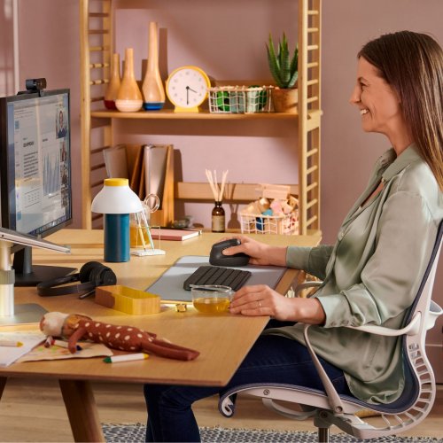 Купить Мышка Logitech Lift Vertical Ergonomic Wireless (910-006494) Graphite - цена в Харькове, Киеве, Днепре, Одессе
в интернет-магазине Telemart фото