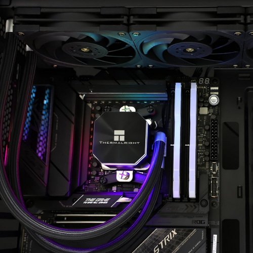Купить Готовая СВО Thermalright Frozen Edge 360 Black с проверкой совместимости: обзор, характеристики, цена в Киеве, Днепре, Одессе, Харькове, Украине | интернет-магазин TELEMART.UA фото