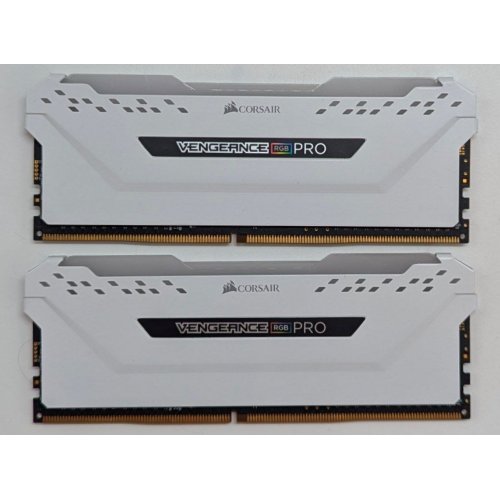 Купить Озу Corsair DDR4 16GB (2x8GB) 3200Mhz Vengeance RGB Pro White (CMW16GX4M2C3200C16W) (Восстановлено продавцом, 762291) с проверкой совместимости: обзор, характеристики, цена в Киеве, Днепре, Одессе, Харькове, Украине | интернет-магазин TELEMART.UA фото