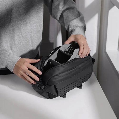 Купить Сумка-слинг для камеры Ulanzi 9L Camera Sling Bag with Tripod Holder B122 (B122 AB02) Black - цена в Харькове, Киеве, Днепре, Одессе
в интернет-магазине Telemart фото