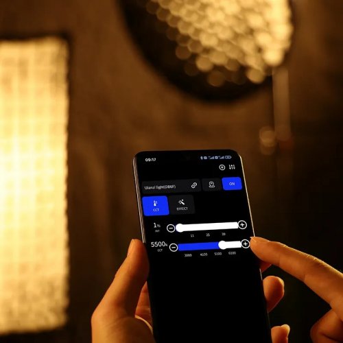 Купить Видеосвет Ulanzi VL-120Bi Bi-color Light (L065CNA1 VL120Bi) Black - цена в Харькове, Киеве, Днепре, Одессе
в интернет-магазине Telemart фото