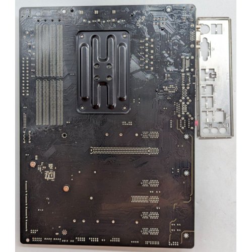Купить Материнская плата AsRock B450 Pro4 (sAM4, AMD B450) (Восстановлено продавцом, 766392) с проверкой совместимости: обзор, характеристики, цена в Киеве, Днепре, Одессе, Харькове, Украине | интернет-магазин TELEMART.UA фото