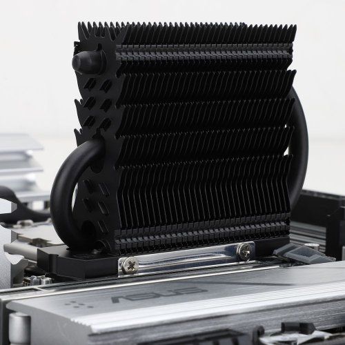 Купить Радиатор Thermalright HR-09 2280 Pro Black - цена в Харькове, Киеве, Днепре, Одессе
в интернет-магазине Telemart фото