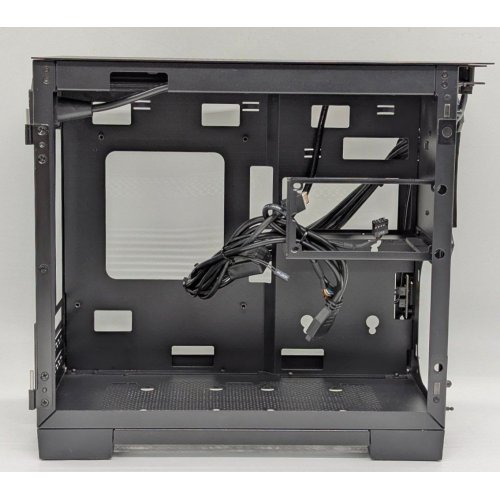 Корпус Razer Tomahawk Mini-ITX Tempered Glass без БП (RC21-01400100-R3M1) Black (Відновлено продавцем, 768138) купити з перевіркою сумісності: огляд, характеристики, ціна у Києві, Львові, Вінниці, Хмельницькому, Івано-Франківську, Україні | інтернет-магазин TELEMART.UA фото