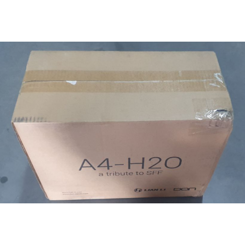 Купить Уценка корпус Lian Li A4 H2O без БП (G99.A4H2OX4.00) Black (Повреждена упаковка, 769012) с проверкой совместимости: обзор, характеристики, цена в Киеве, Днепре, Одессе, Харькове, Украине | интернет-магазин TELEMART.UA фото