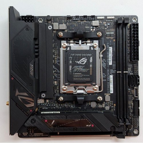 Купить Материнская плата Asus ROG STRIX B650E-I GAMING WIFI (sAM5, AMD B650) (Восстановлено продавцом, 770152) с проверкой совместимости: обзор, характеристики, цена в Киеве, Днепре, Одессе, Харькове, Украине | интернет-магазин TELEMART.UA фото