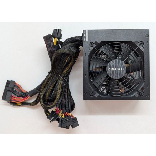 Блок живлення Gigabyte P650B 650W (GP-P650B) (Відновлено продавцем, 770232) купити з перевіркою сумісності: огляд, характеристики, ціна у Києві, Львові, Вінниці, Хмельницькому, Івано-Франківську, Україні | інтернет-магазин TELEMART.UA фото
