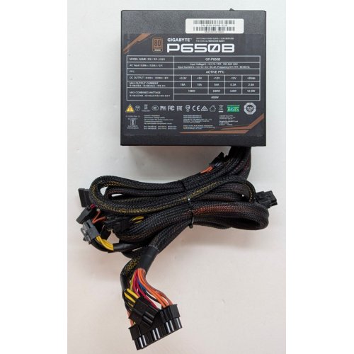 Блок живлення Gigabyte P650B 650W (GP-P650B) (Відновлено продавцем, 770232) купити з перевіркою сумісності: огляд, характеристики, ціна у Києві, Львові, Вінниці, Хмельницькому, Івано-Франківську, Україні | інтернет-магазин TELEMART.UA фото