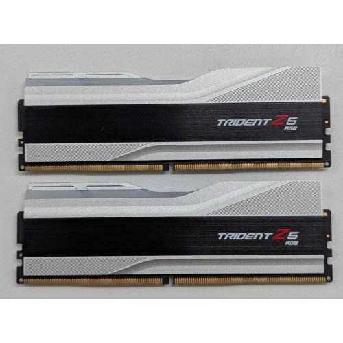 Озп G.Skill DDR5 32GB (2x16GB) 6000 Mhz Trident Z5 RGB Silver (F5-6000J4040F16GX2-TZ5RS) (Відновлено продавцем, 773182) купити з перевіркою сумісності: огляд, характеристики, ціна у Києві, Львові, Вінниці, Хмельницькому, Івано-Франківську, Україні | інтернет-магазин TELEMART.UA фото
