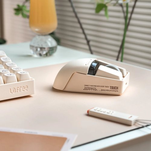 Купити Миша Lofree OE909 Touch Wireless (LO-6922694804181) Tofu - ціна в Києві, Львові, Вінниці, Хмельницькому, Франківську, Україні | інтернет-магазин TELEMART.UA фото
