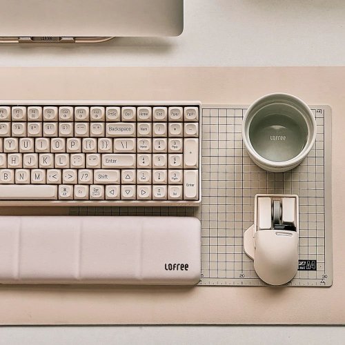 Підставка під зап'ястя Lofree ON115 Palm Rest (LO-6922694806086) Tofu купити в Україні: Київ, Львів, Хмельницький, Тернопіль, Івано-Франківськ | Низька ціна, відгуки, характеристики від TELEMART фото