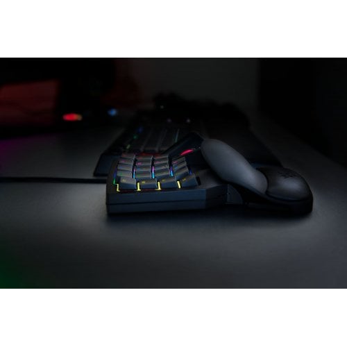 Купити Клавіатура Razer Tartarus V2 (RZ07-02270100-R3M1) Black - ціна в Києві, Львові, Вінниці, Хмельницькому, Франківську, Україні | інтернет-магазин TELEMART.UA фото