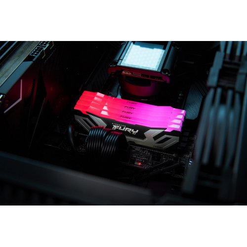ОЗП Kingston DDR5 24GB 8000Mhz FURY Renegade Silver/Black RGB (KF580C38RSA-24) купити з перевіркою сумісності: огляд, характеристики, ціна у Києві, Львові, Вінниці, Хмельницькому, Івано-Франківську, Україні | інтернет-магазин TELEMART.UA фото