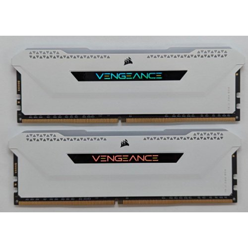 Купить Озу Corsair DDR4 32GB (2x16GB) 3600Mhz Vengeance RGB Pro SL White (CMH32GX4M2D3600C18W) (Восстановлено продавцом, 777746) с проверкой совместимости: обзор, характеристики, цена в Киеве, Днепре, Одессе, Харькове, Украине | интернет-магазин TELEMART.UA фото
